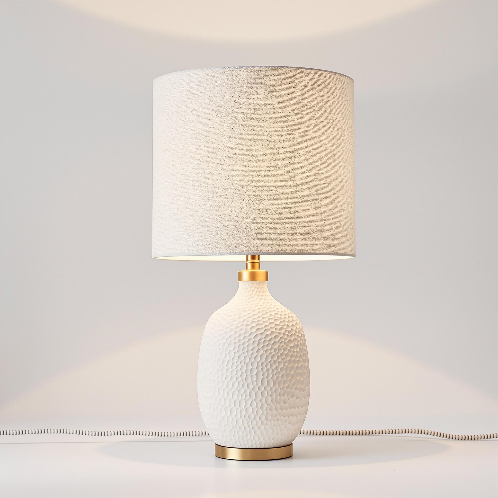 Lumière Table Lamp